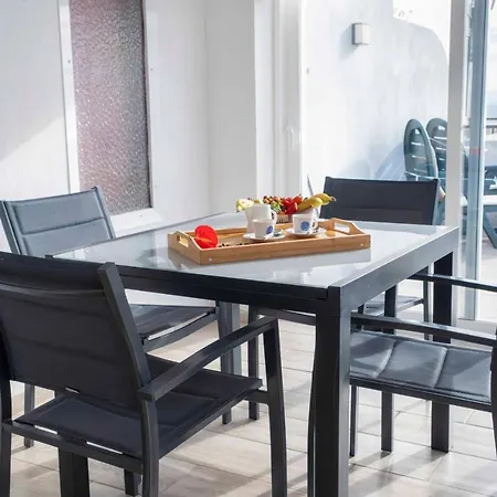 Apartman Marina Pris